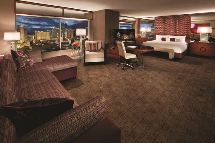 Room 18 of 111