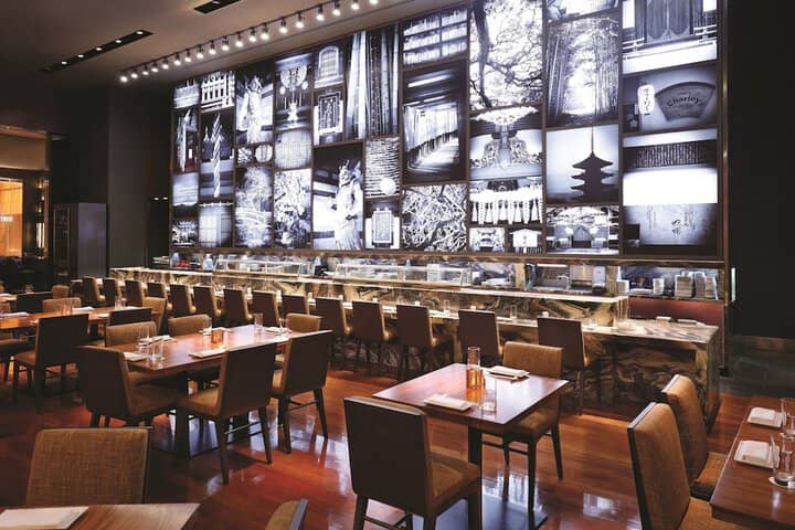 Dining 99 of 111