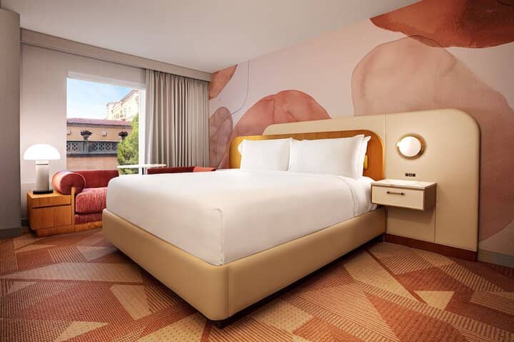 Room 37 of 111