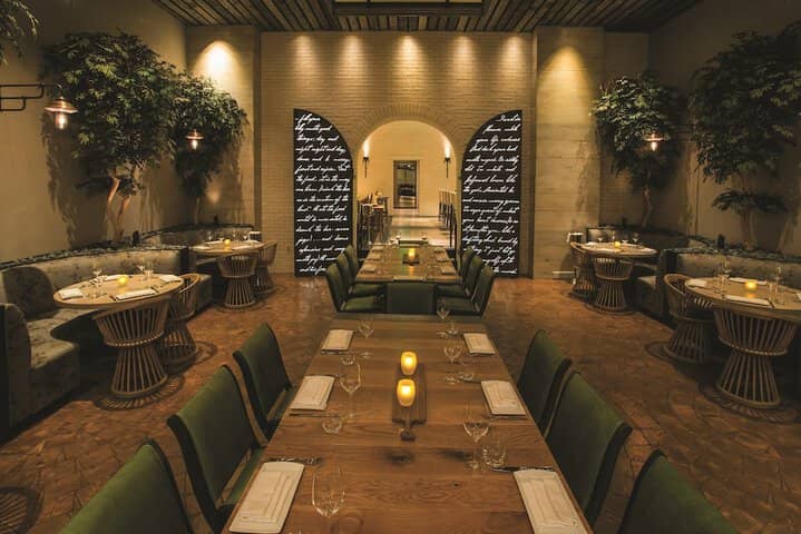 Dining 98 of 111